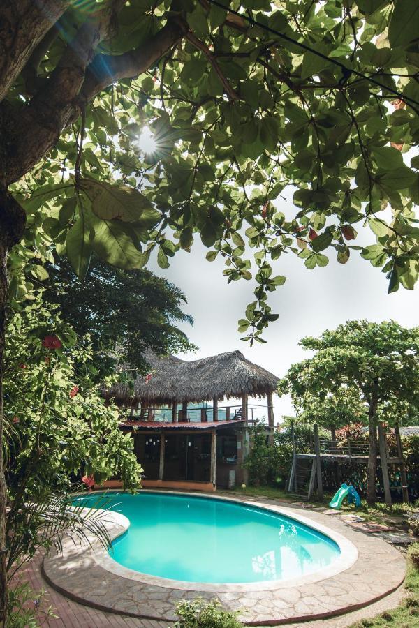 Esencia Nativa Hotel El Zonte Bagian luar foto