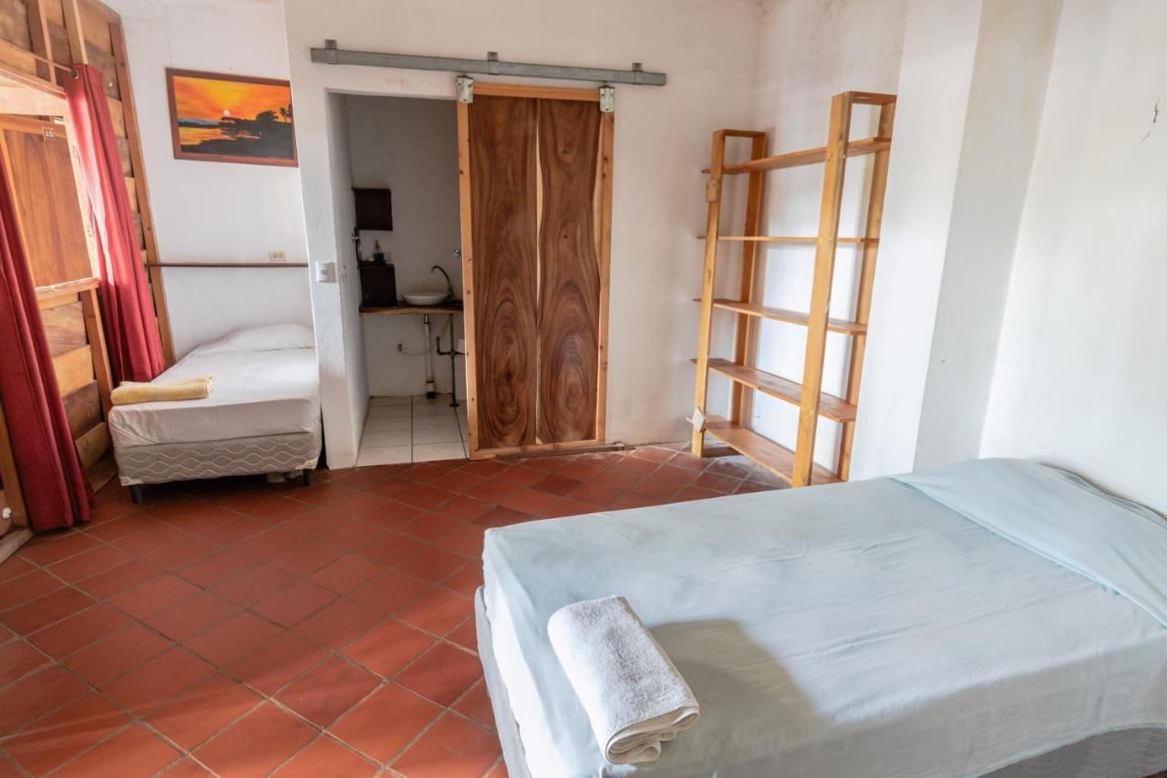 Esencia Nativa Hotel El Zonte Bagian luar foto
